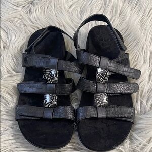 Vionic Women's Black Strappy Sandals